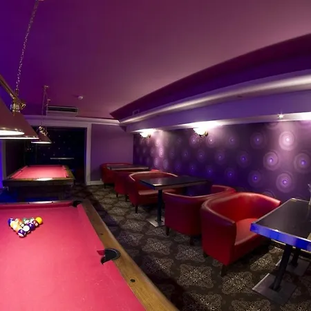 ホテル Krysztal Conference &