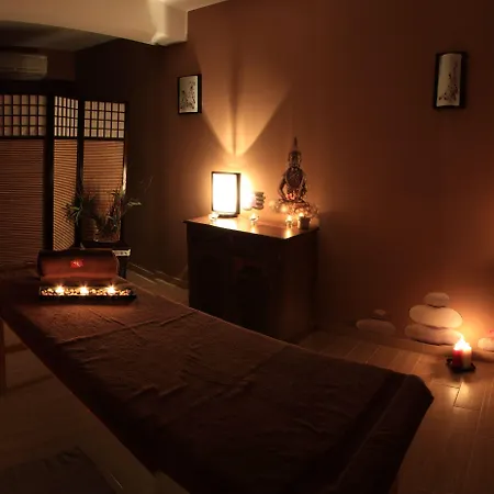 ホテル Krysztal Conference & 4*