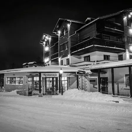 Krysztal Conference & ホテル シクラルスカ・ポレンバ