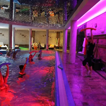 Krysztal Conference & 4*