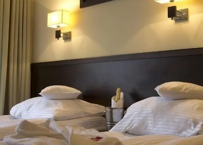 Krysztal Conference & Hotel 4*