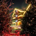 Krysztal Conference & Hotel