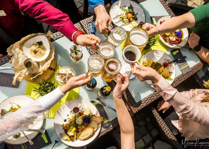 Готель Krysztal Conference & 4*