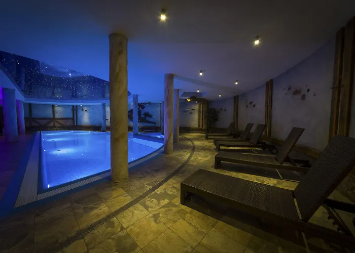 Готель Krysztal Conference & Шклярська Поремба