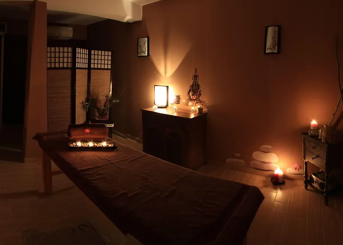 Готель Krysztal Conference & 4*